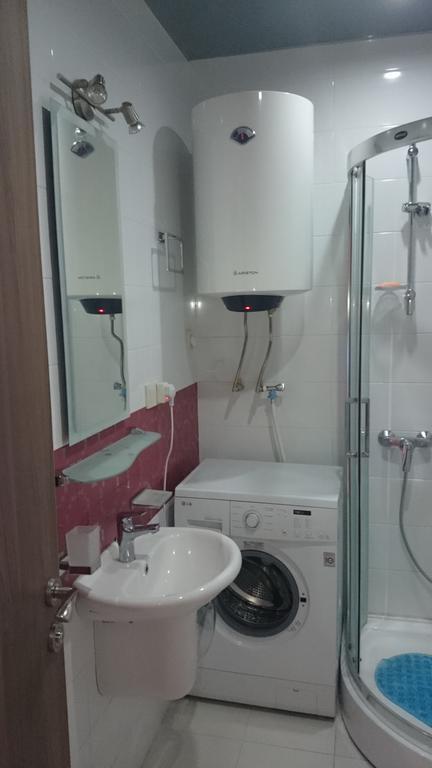 Apartments In Batumi With Sea View Ngoại thất bức ảnh
