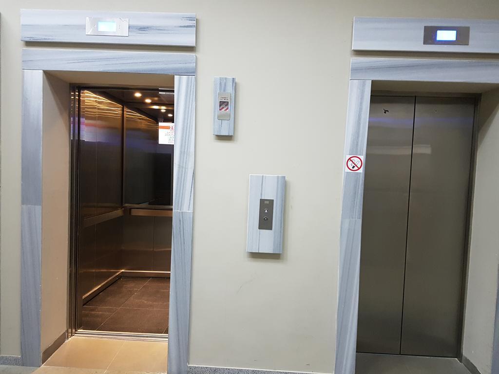 Apartments In Batumi With Sea View Ngoại thất bức ảnh